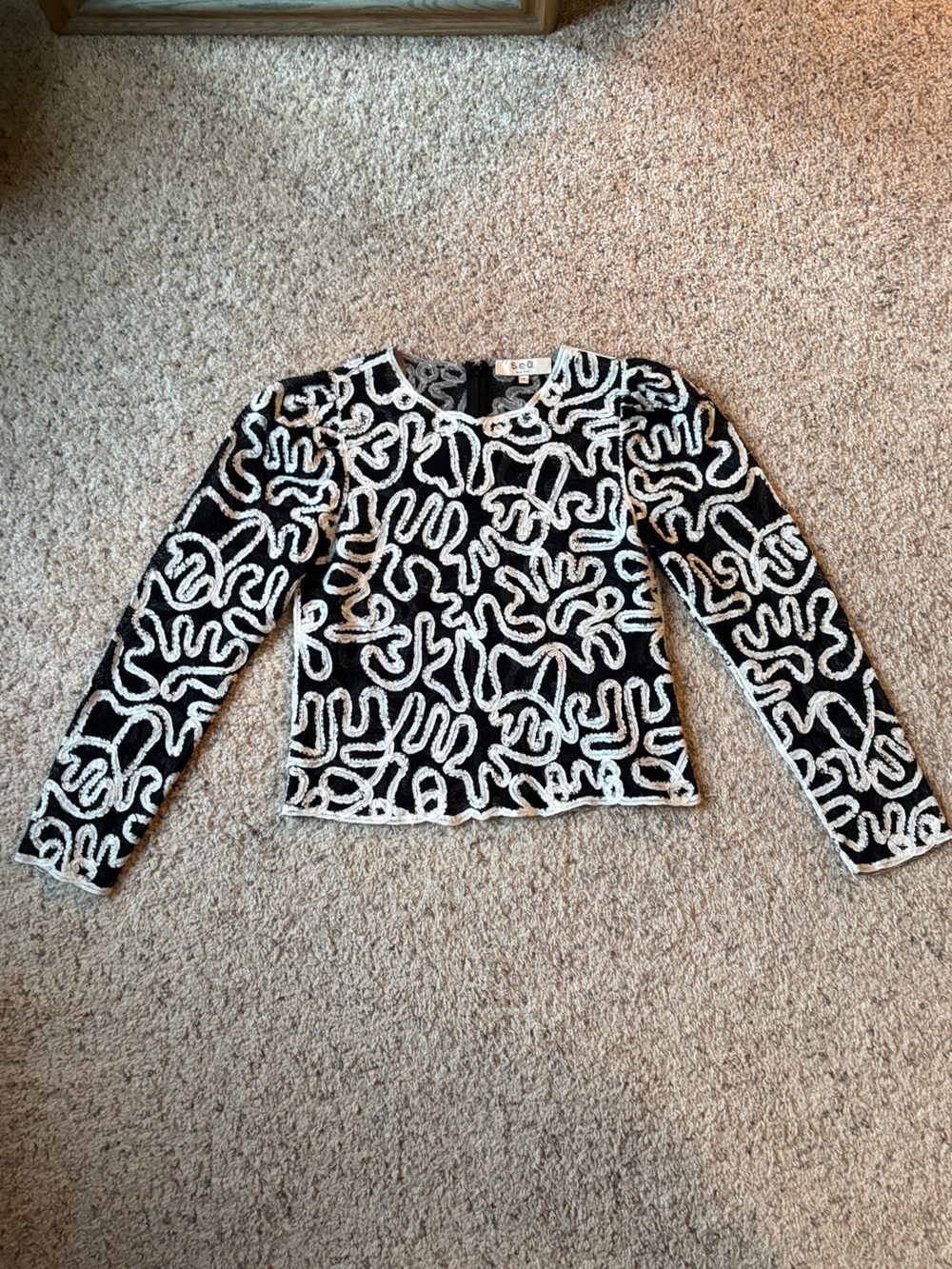 SEA NY top - size 4, like new